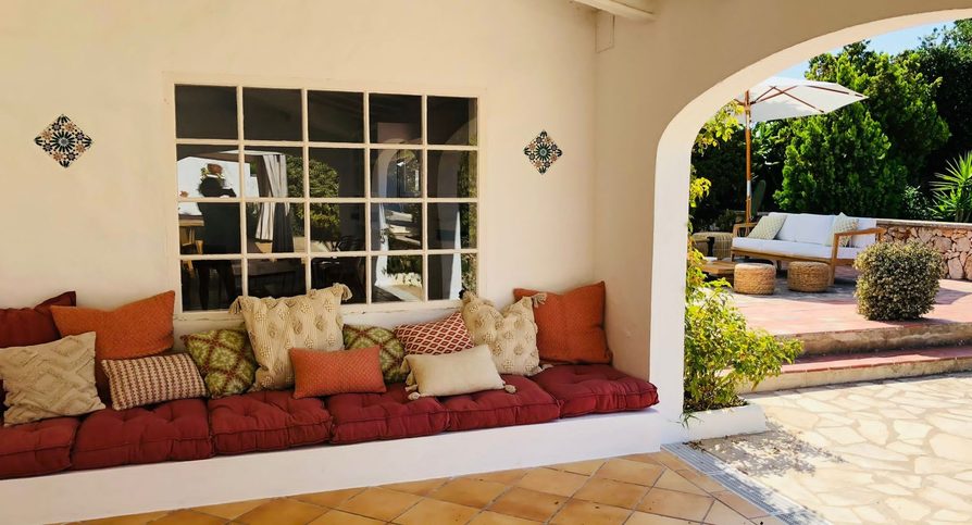 minorque_salon-ete-arche-terrasse_01
