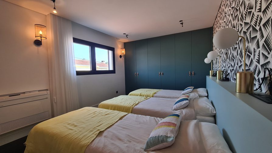 porto_chambre-deux-lits-jaune_01